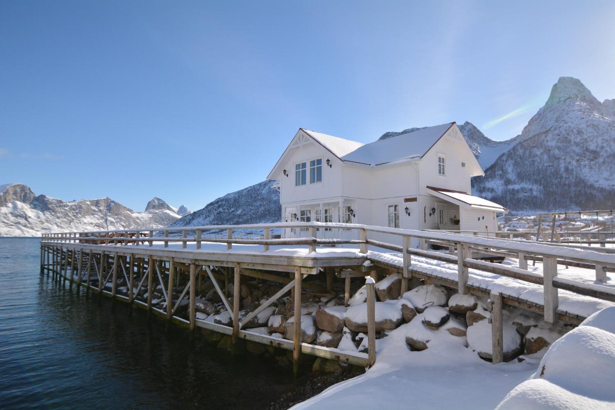 Mefjord Brygge Hotel Mefjordvaer Exterior photo